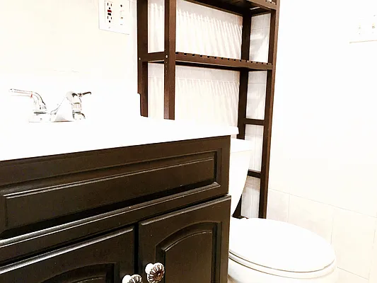 Rented by Sunrise Real Estate | media 38