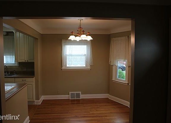 Dining Rm