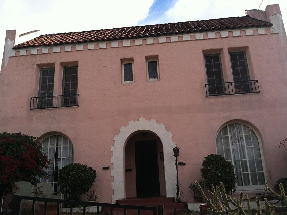 1st image of 1806 1/2 Lucretia Ave