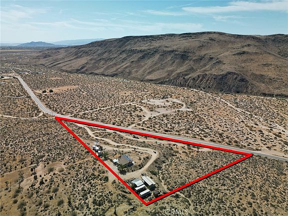 4th image of 55190 Pipes Canyon Rd