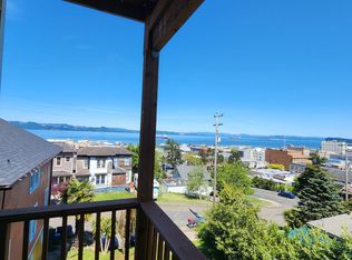 640-644 8th St #640, Astoria, OR 97103