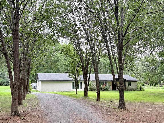 3rd image of 27 Pine Valley Rd