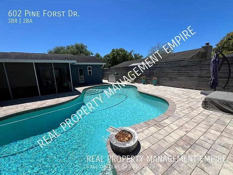 602 Pine Forest Dr — Photo 2