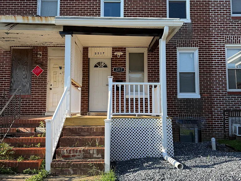 3317 Ravenwood Ave — Photo 1