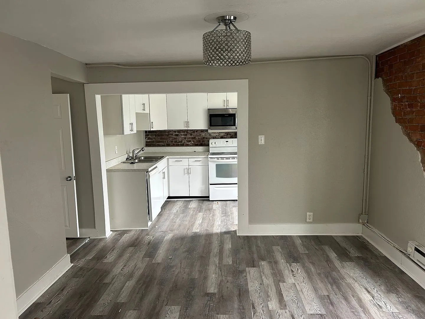 1006 Runnion Avenue — Photo 3