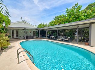 220 9th Ave N, Lake Worth, FL 33460
