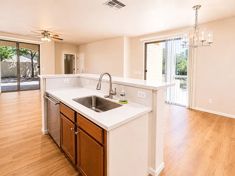 4172 E Santa Fe Ln — Photo 8