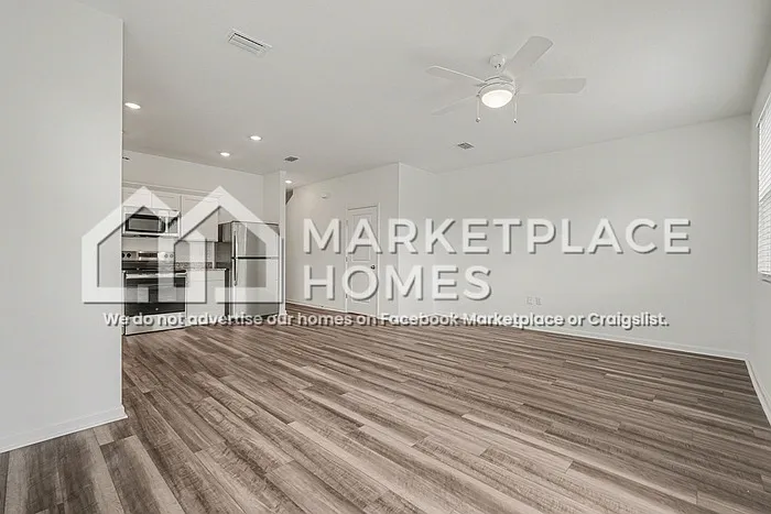 11890 Sylvia St — Photo 12