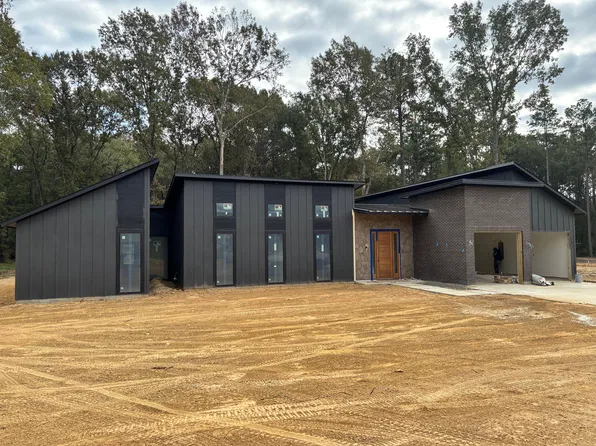 299 Pine Grove Rd, Stonewall, LA 71078