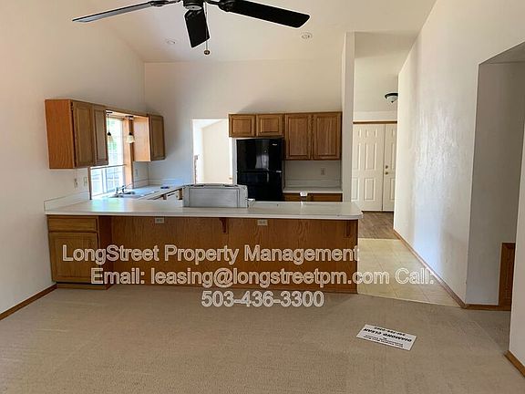 5th image of 3044 NE Glacier Way