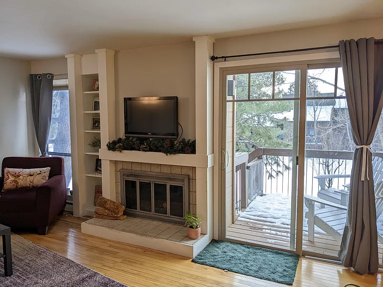 4472 Greenbriar Blvd — Photo 9