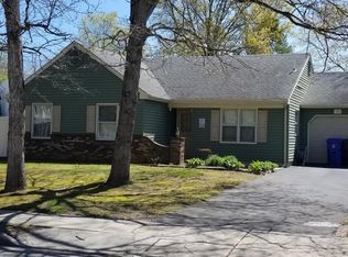 132 Ticonderoga Dr, Toms River, NJ 08755