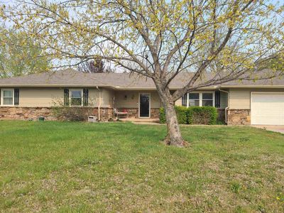 100 S Cedarwood Dr, Rose Hill, KS, 67133