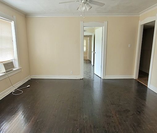 3rd image of 2716 Tracy Ave APT 2S