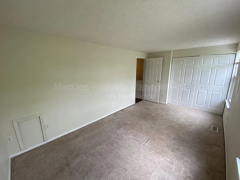 4749 Hedrick Ln — Photo 12