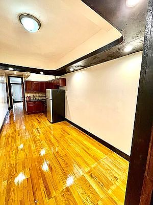 3rd image of 187 Stanhope St #2F