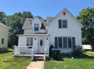 258 Church St, Belford, NJ 07718