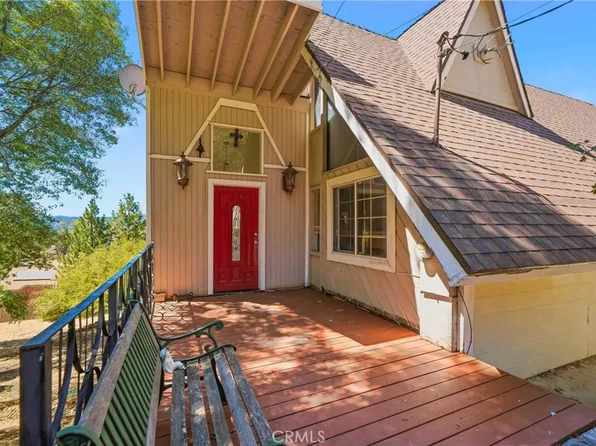 27809 Alpen Dr, Lake Arrowhead, CA 92352
