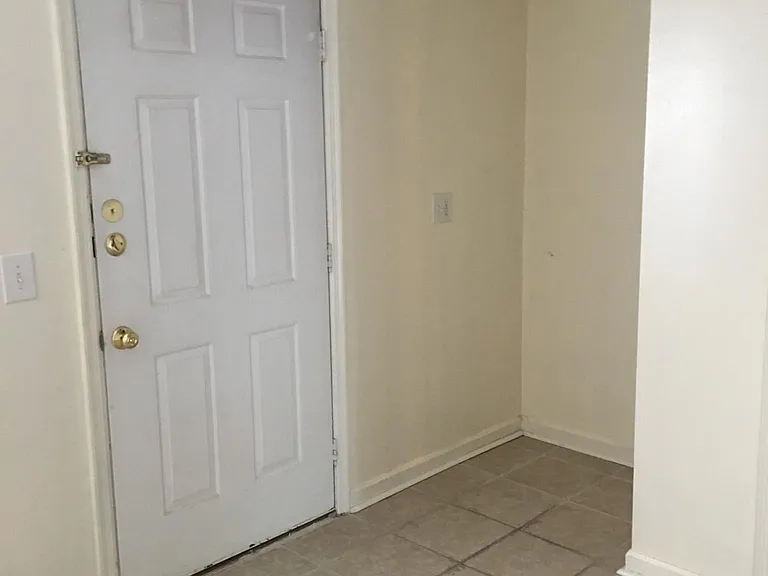 1761 Wire Rd #5-8 — Photo 3