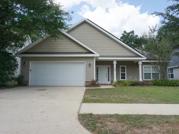 108 Creve Core Dr, Crestview, FL 32539