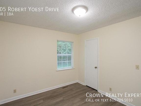 3rd image of 105 Robert Yoest Dr