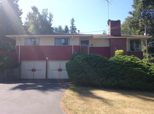 9400 37th Ave SW, Seattle, WA 98126