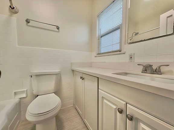 5th image of 614 Hauser Blvd #104A
