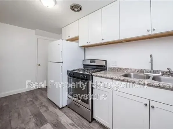 307 Greenlee Rd, Pittsburgh, PA 15227
