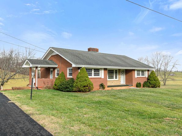 1622 Bishop Rd, Blacksburg, VA 24060