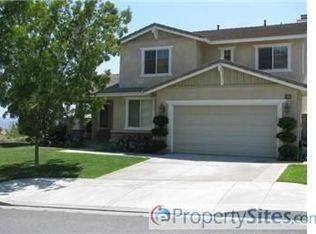 29371 Henderson Ln, Highland, CA 92346