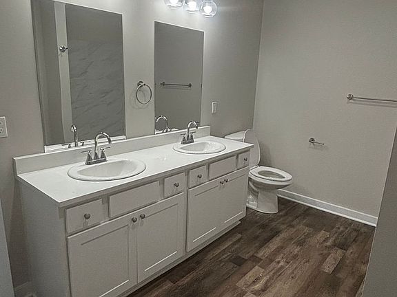 2nd image of 1348 S Main St #1354