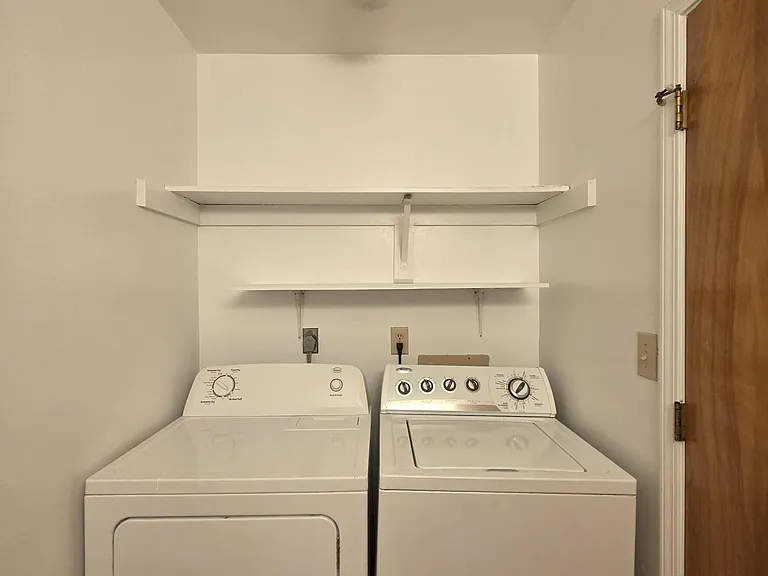 803 Roanoke Blvd — Photo 13