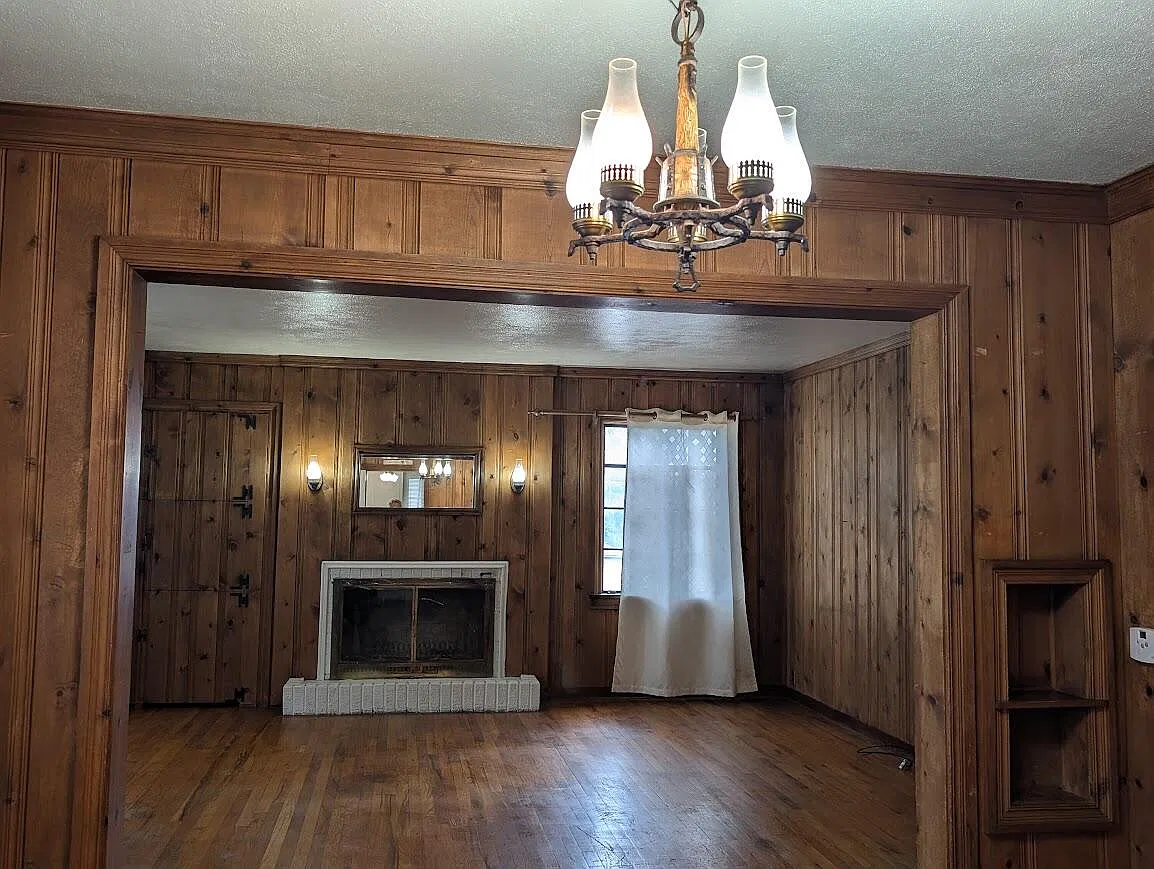 3 bed, 1.5 bath, $1,800 — Photo 3