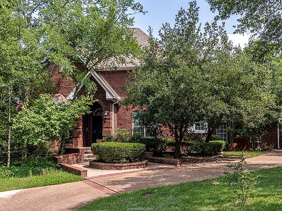 2nd image of 8710 Appomattox Dr