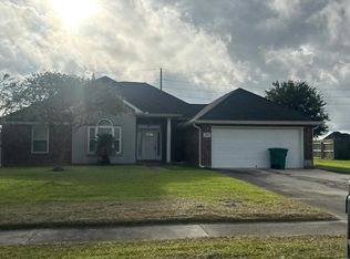 514 Oak Point Dr, La Place, LA 70068