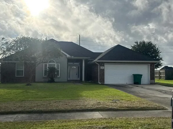 514 Oak Point Dr, La Place, LA 70068
