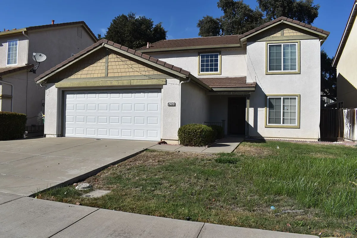 Building Photo - 4213 Kirsten Dr