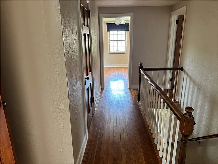 633 Crystal Dr — Photo 16