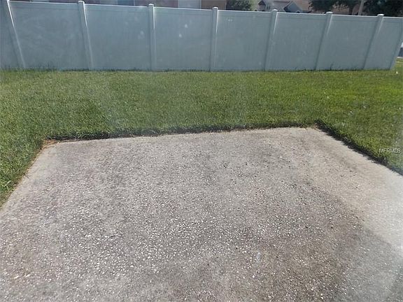 3rd image of 1220 Loretto Cir