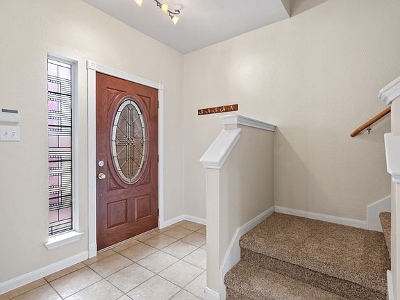 3rd image of 652 Dark Horse Ln