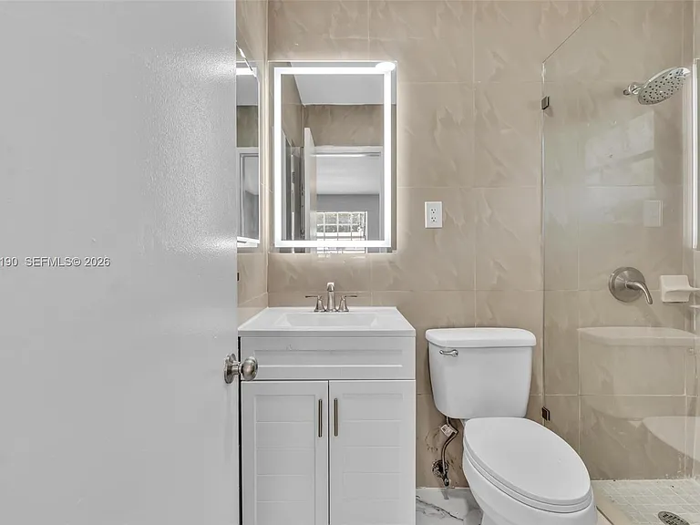 161 NW 40th St #1 — Photo 21