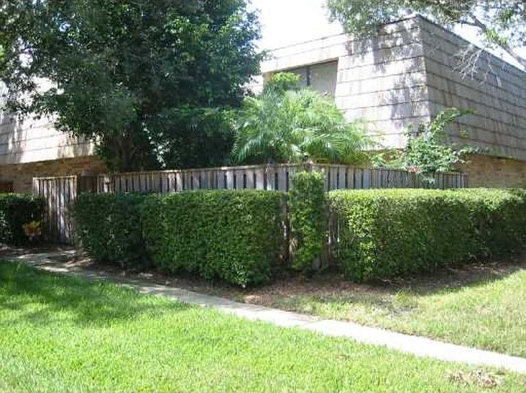 1st image of 5316 Bamboo Ct