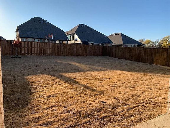 2nd image of 1802 Gristmill Dr