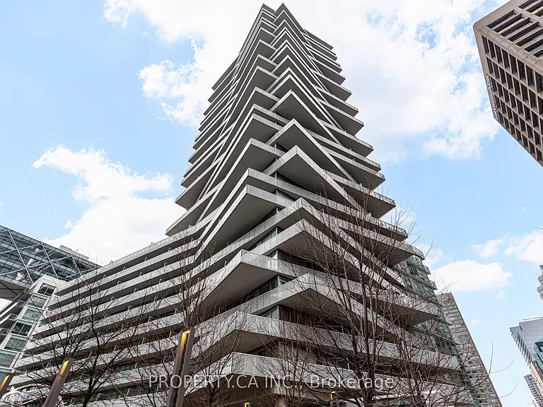 15 Queens Quay E #419 — Photo 18