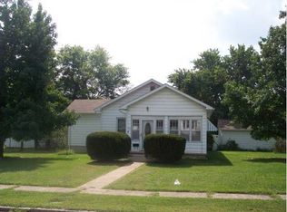 332 Pine St, Sullivan, MO 63080