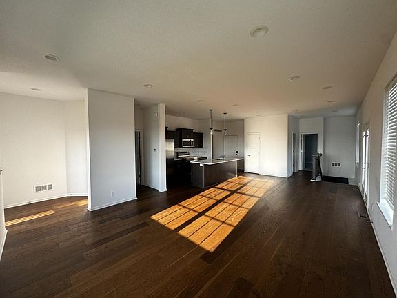 4th image of 7423 W 158th Ter