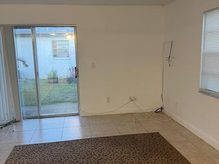 314 Pierce Ave — Photo 13