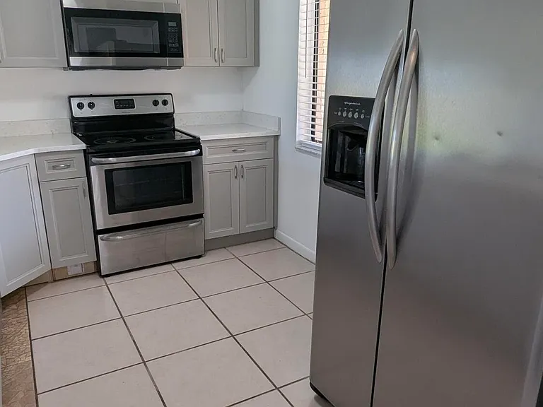 174 San Juan Cir — Photo 5
