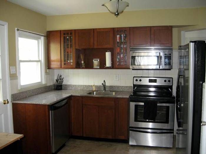 Contemporary Kitchen