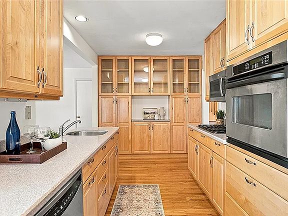 5th image of 28.5 Unger Ln